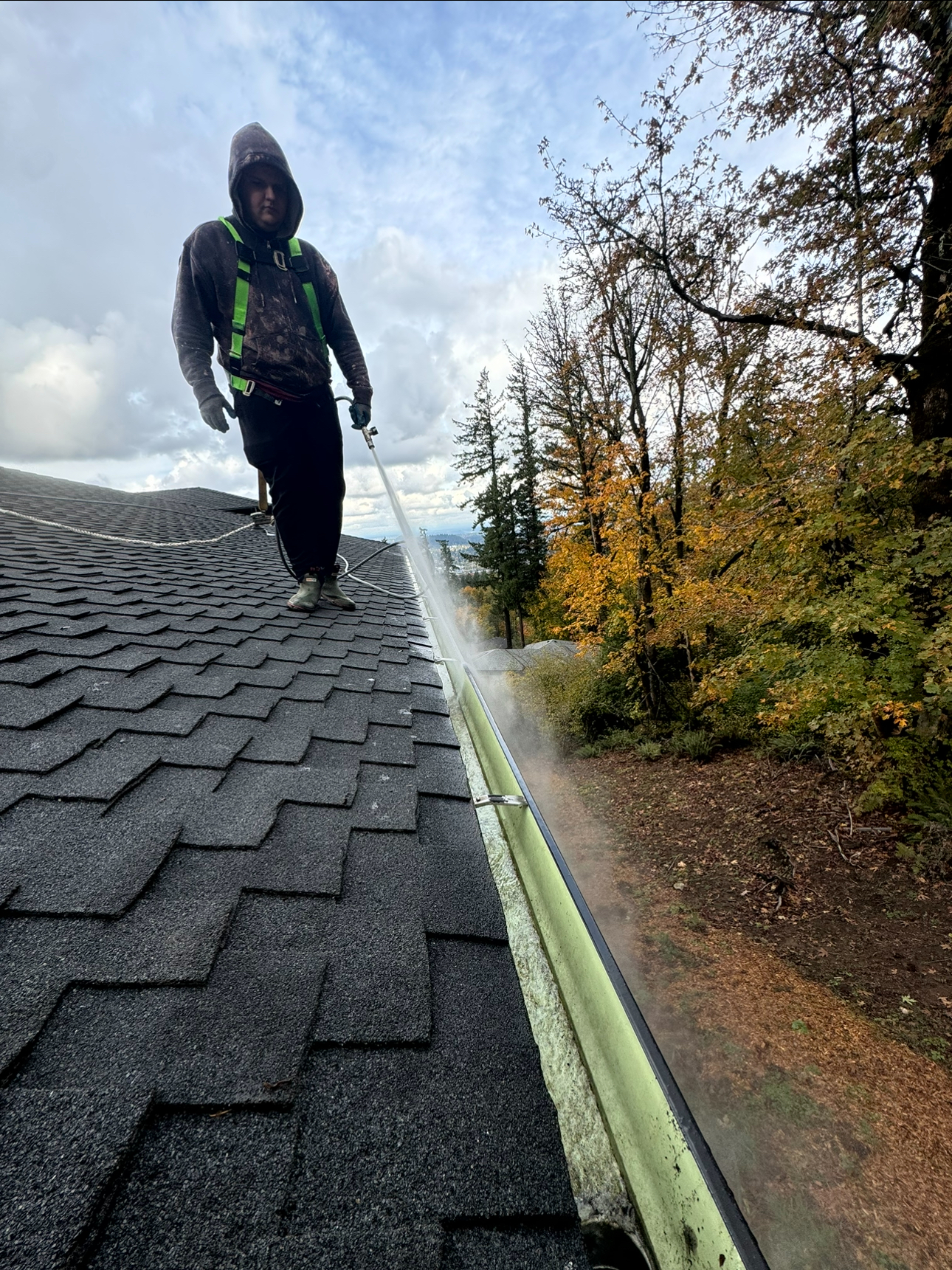 Gutter cleaning and debris removal service